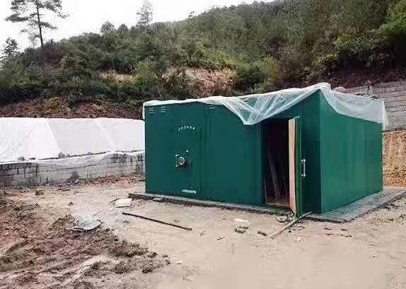 青松路街道露天如何存放爆破线放炮线等爆破器材？