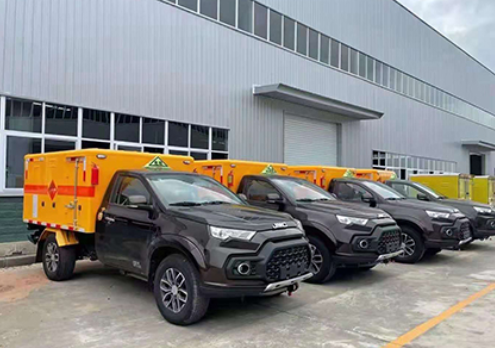 青松路街道爆破器材运输车-保障安全与效率的关键