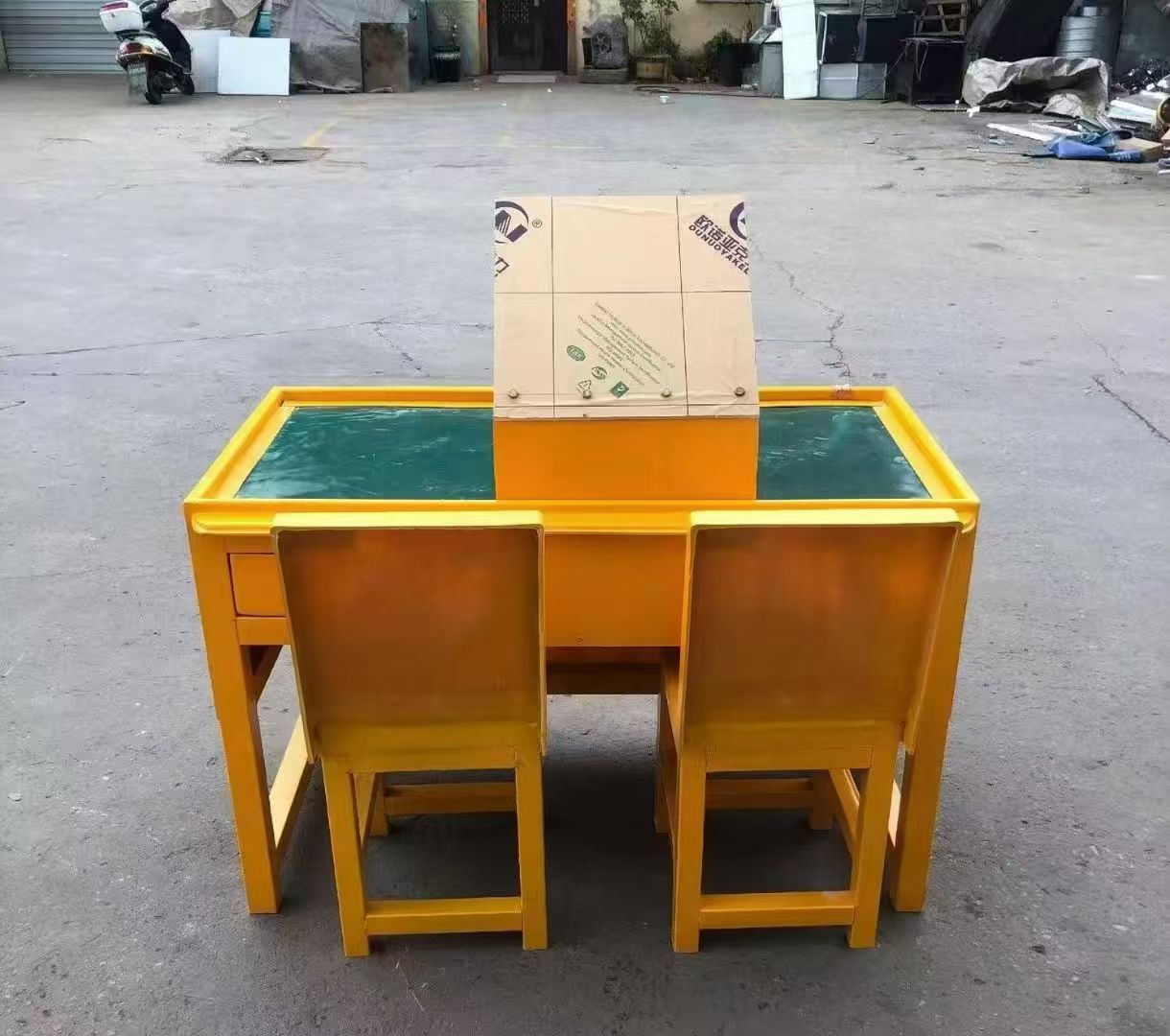 青松路街道防静电导通桌井下煤矿火工品发放桌：危险品流转的安全守护者